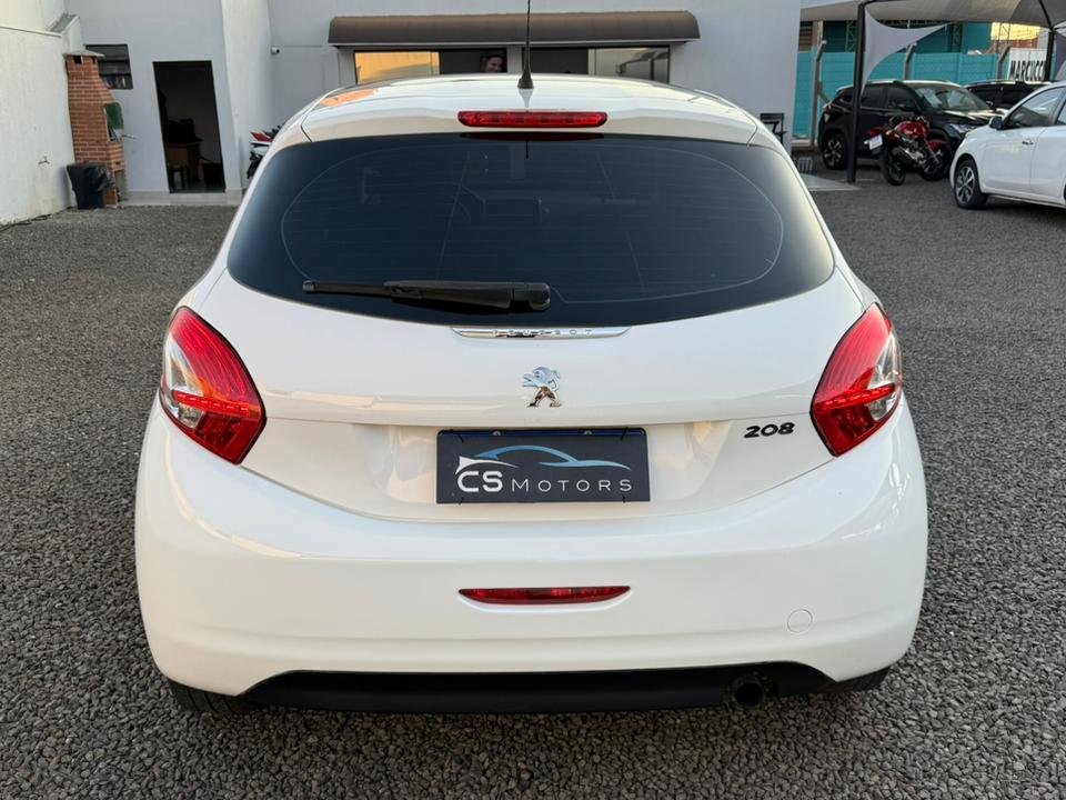 Peugeot 208